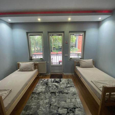 City Park Hostel Prishtinë Luaran gambar