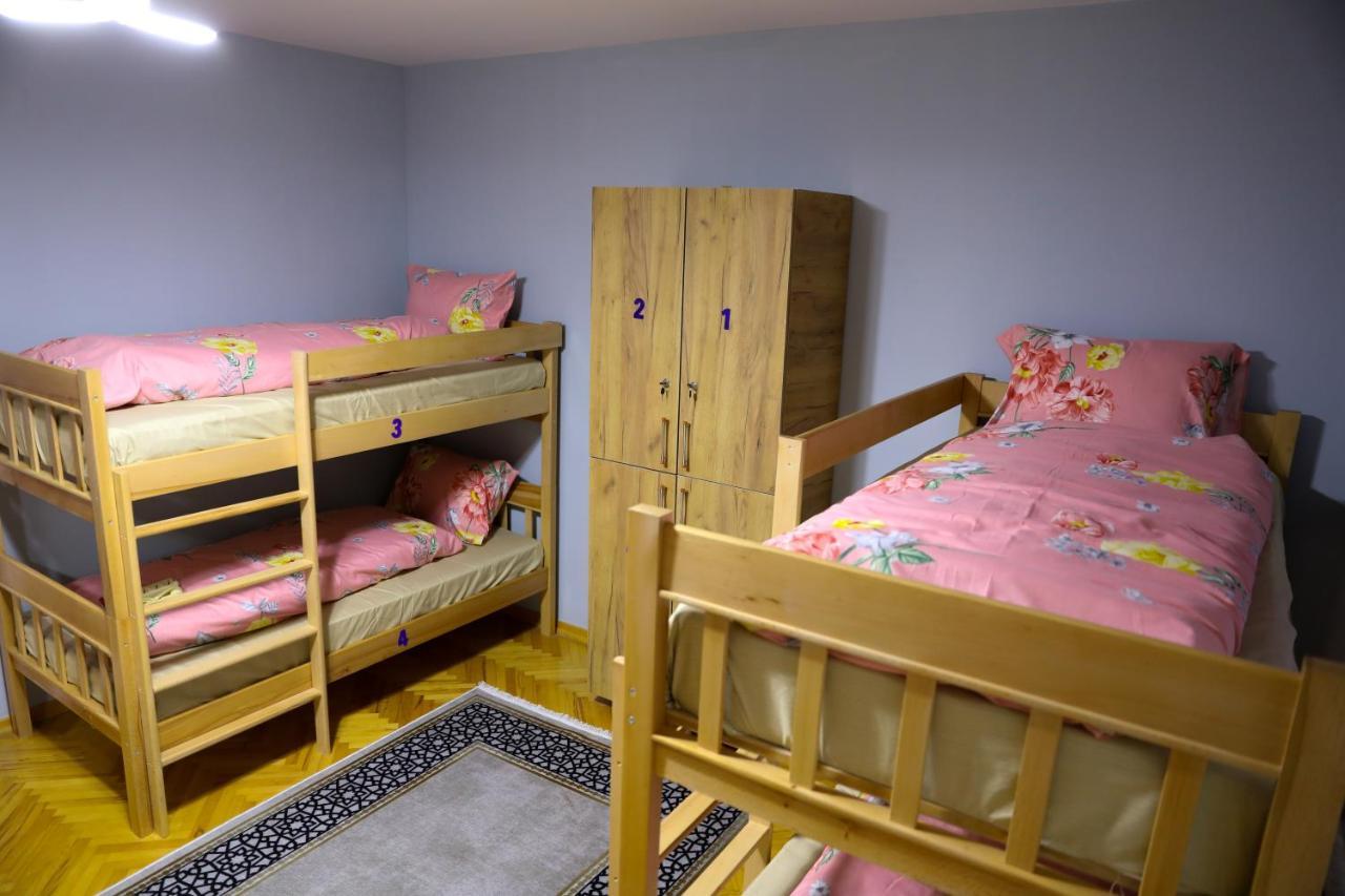 City Park Hostel Prishtinë Luaran gambar
