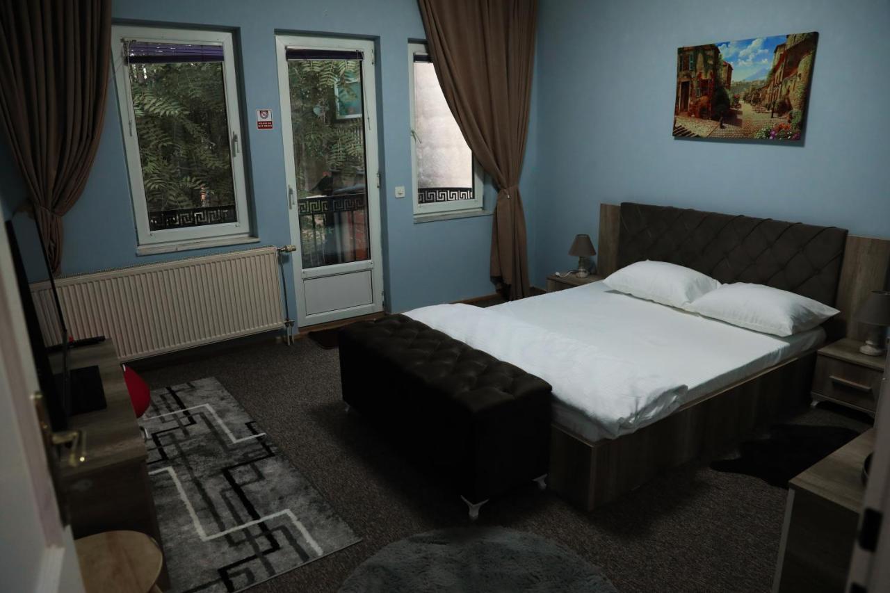 City Park Hostel Prishtinë Luaran gambar