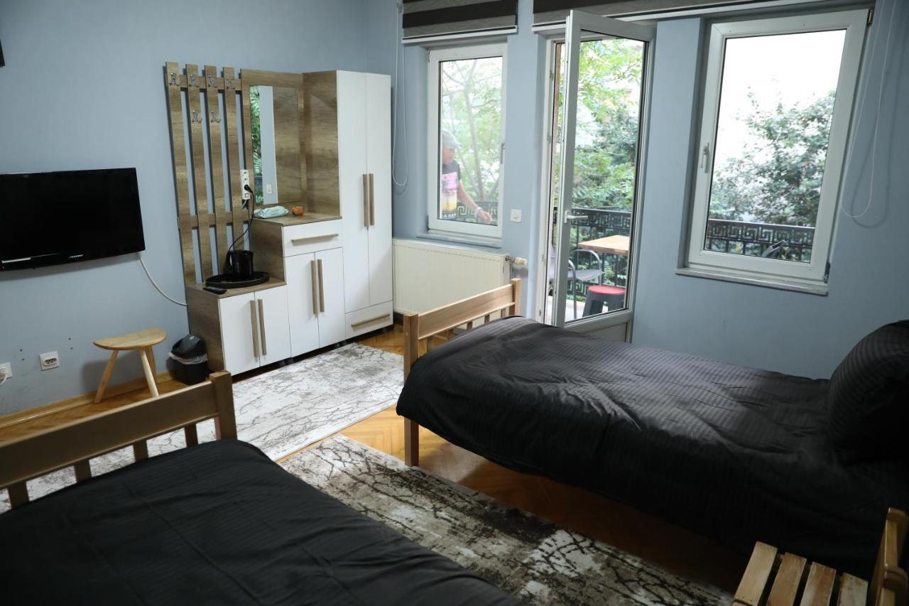City Park Hostel Prishtinë Luaran gambar